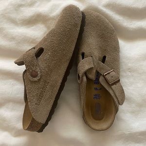 Women’s Birkenstock Boston Clog, Size EU36/US 5.5, Taupe
